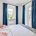 Sponge Apartma - Abertham شقة *